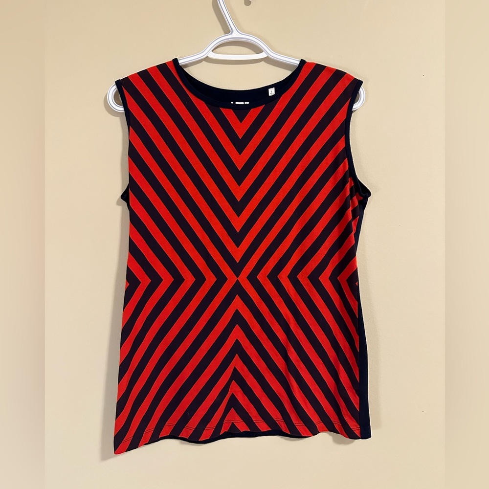 UNIQLO X Jonathon Adler Red and Blue Tank